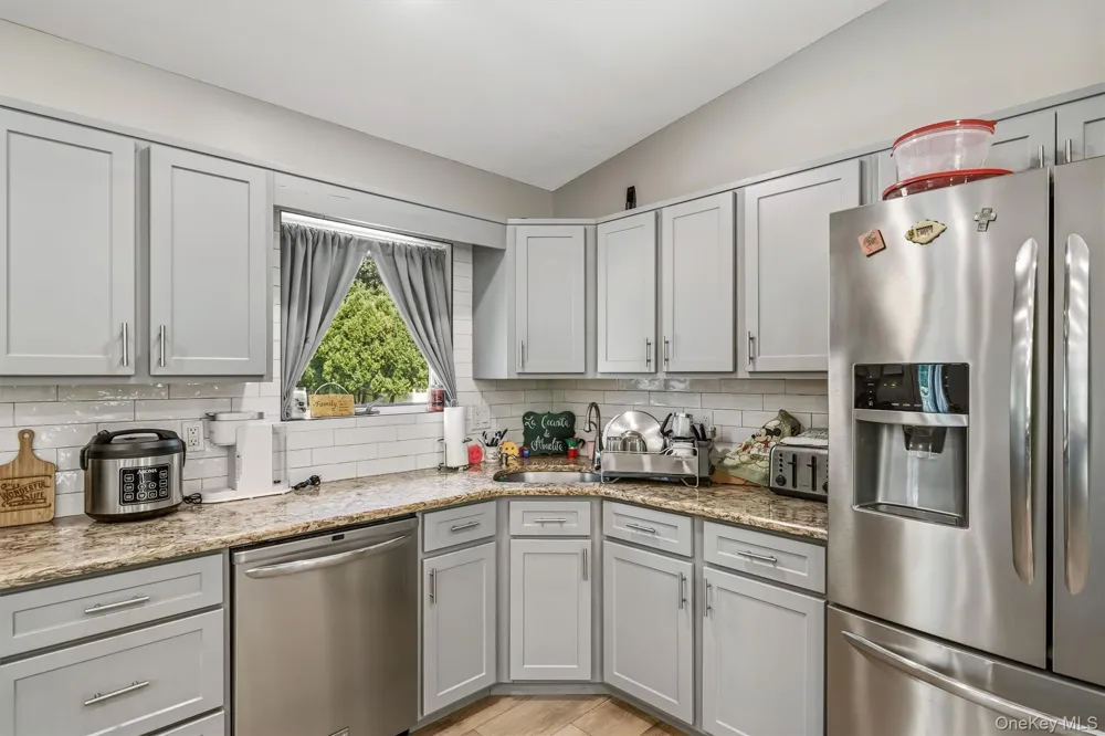 80 Decker Drive Washingtonville, NY 10992