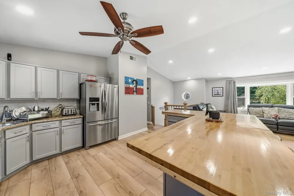 80 Decker Drive Washingtonville, NY 10992