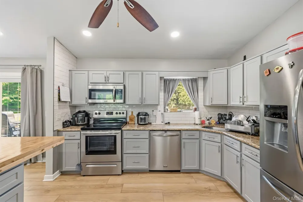 80 Decker Drive Washingtonville, NY 10992