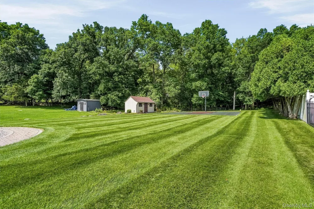 80 Decker Drive Washingtonville, NY 10992