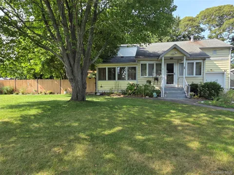 33 Elmwood Avenue