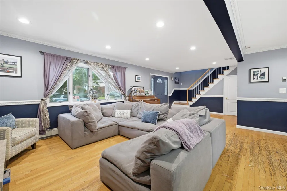 2618 Mount Avenue Oceanside, NY 11572