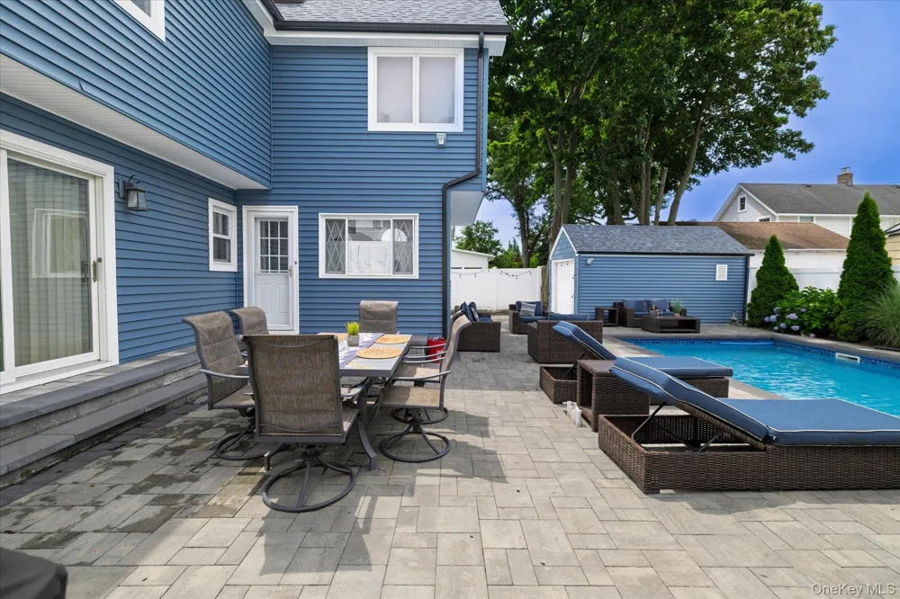 2618 Mount Avenue Oceanside, NY 11572