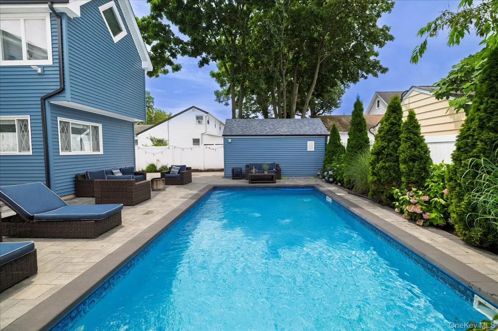 2618 Mount Avenue Oceanside, NY 11572