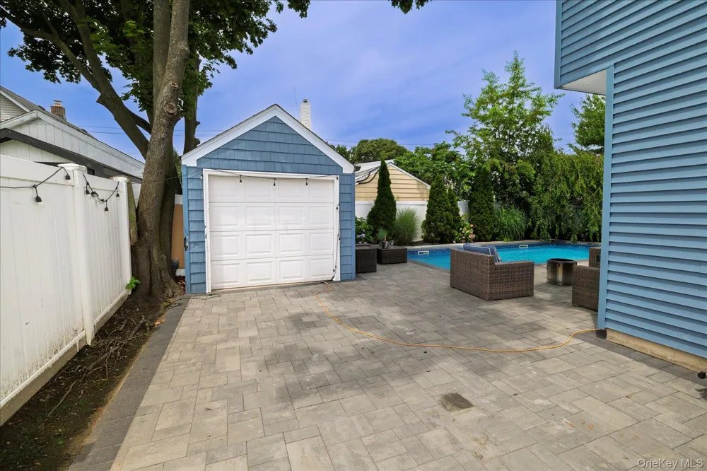 2618 Mount Avenue Oceanside, NY 11572