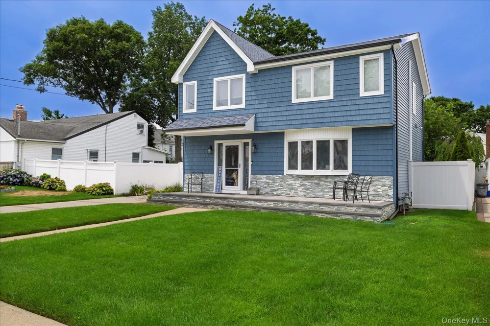 2618 Mount Avenue Oceanside, NY 11572