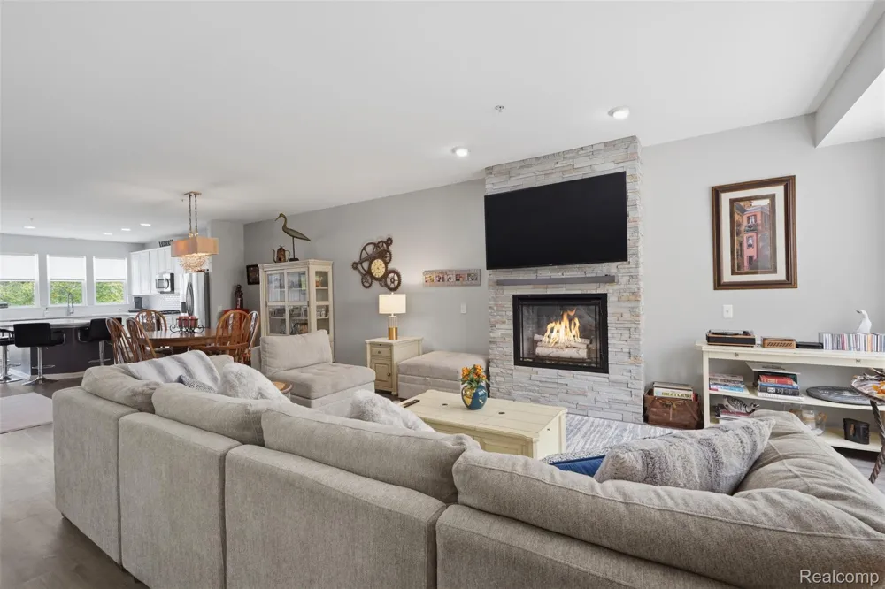 391 Windmill Drive Plymouth City, MI 48170