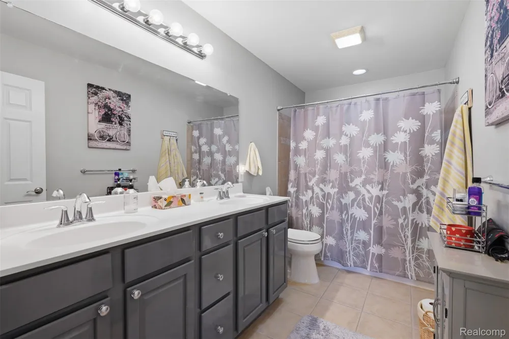 391 Windmill Drive Plymouth City, MI 48170
