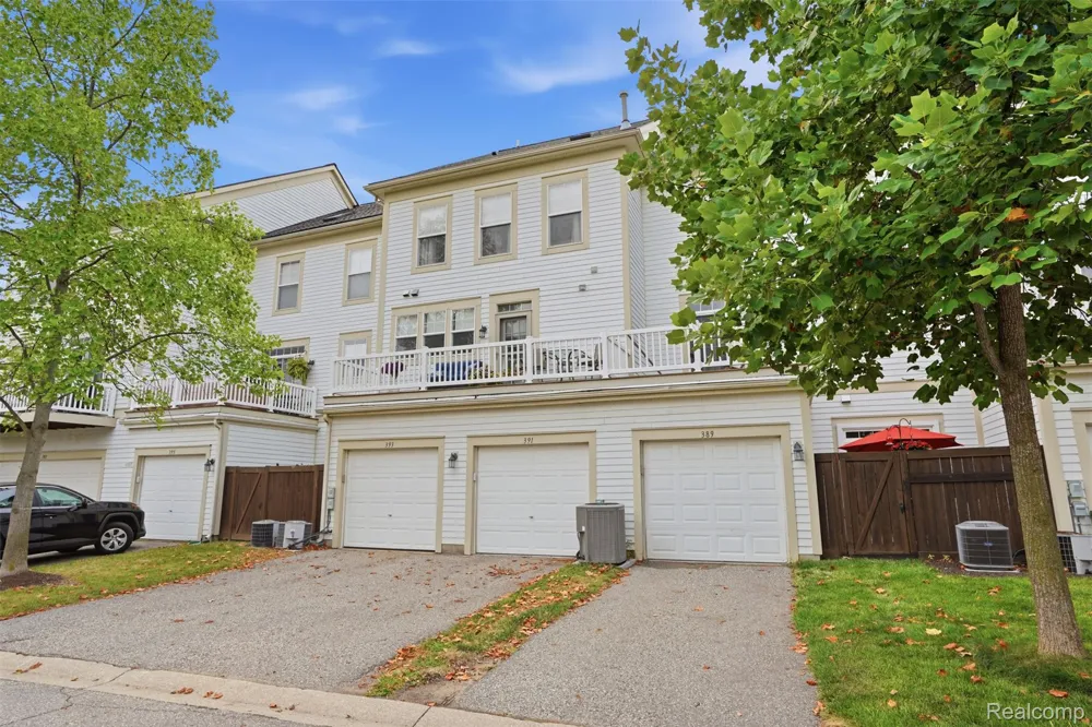 391 Windmill Drive Plymouth City, MI 48170