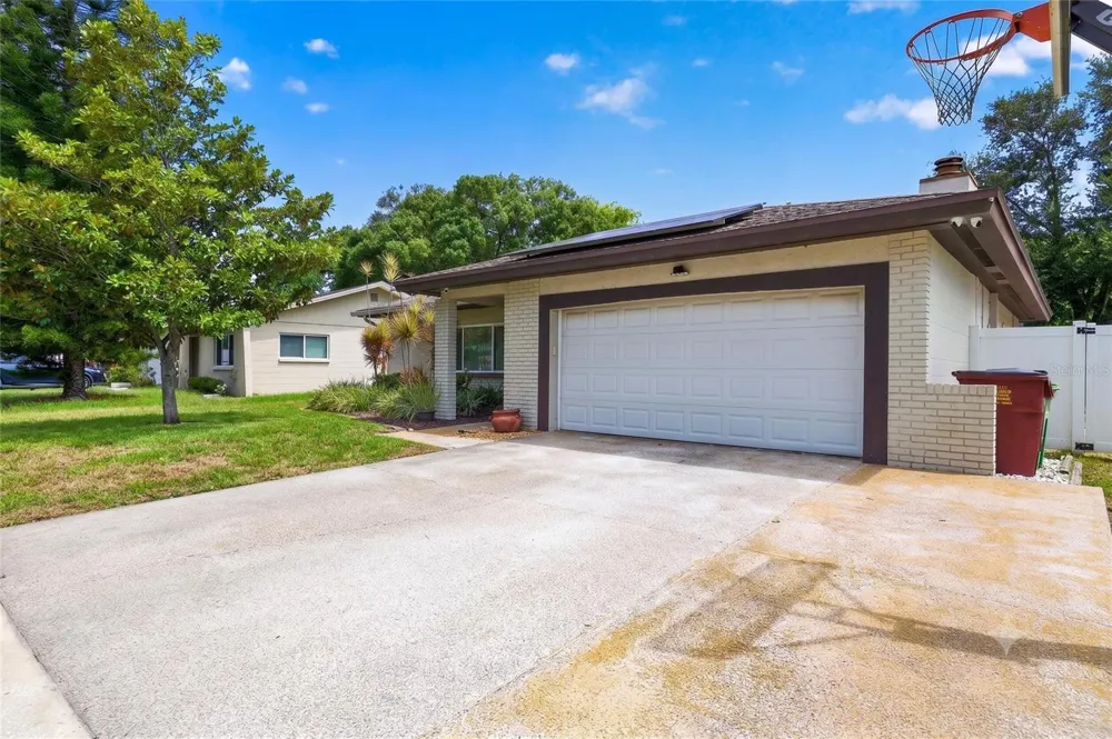1977 CITRUS HILL ROAD Palm Harbor, FL 34683