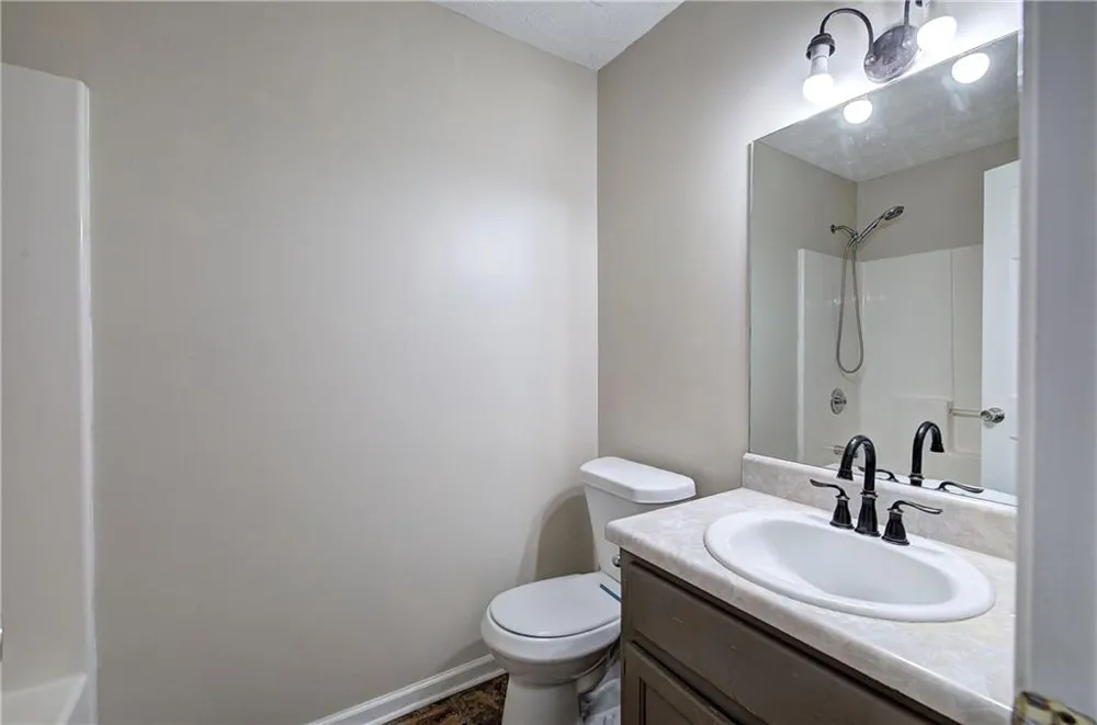 258 Hunters Crossing SE Calhoun, GA 30701