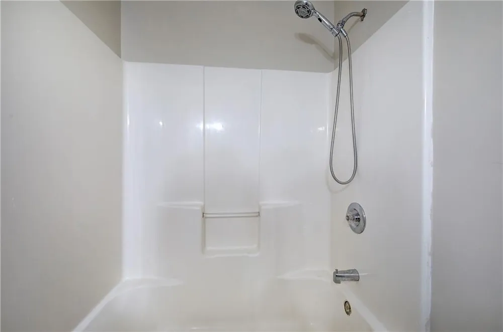 258 Hunters Crossing SE Calhoun, GA 30701