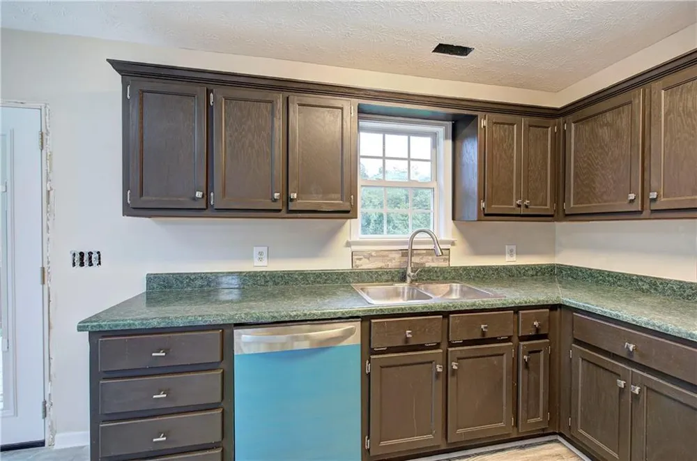 258 Hunters Crossing SE Calhoun, GA 30701