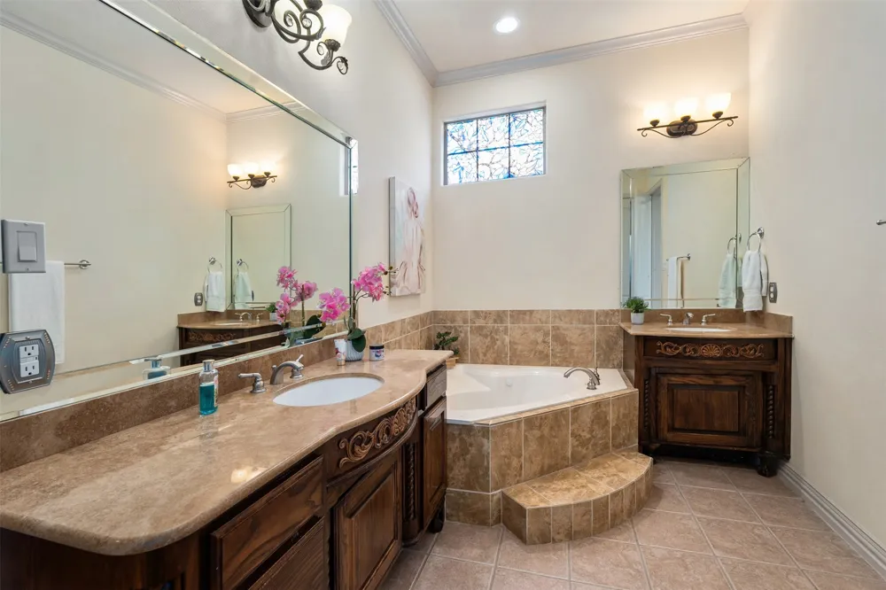 2627 Wells Court Cedar Hill, TX 75104