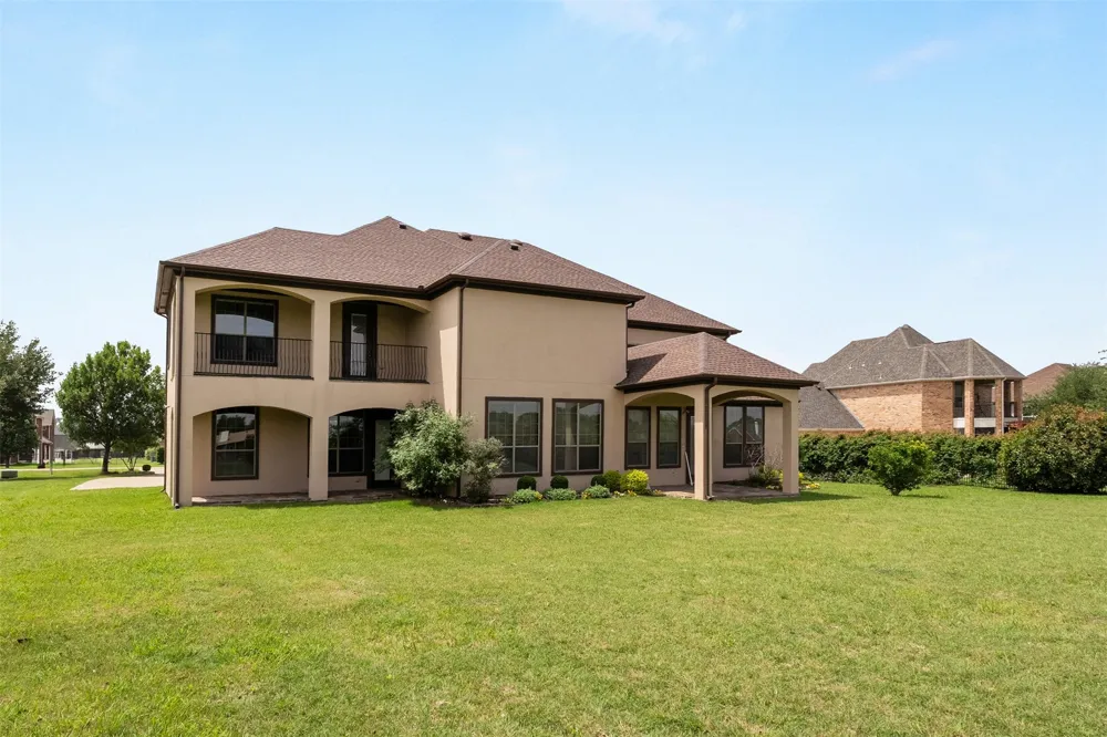 2627 Wells Court Cedar Hill, TX 75104