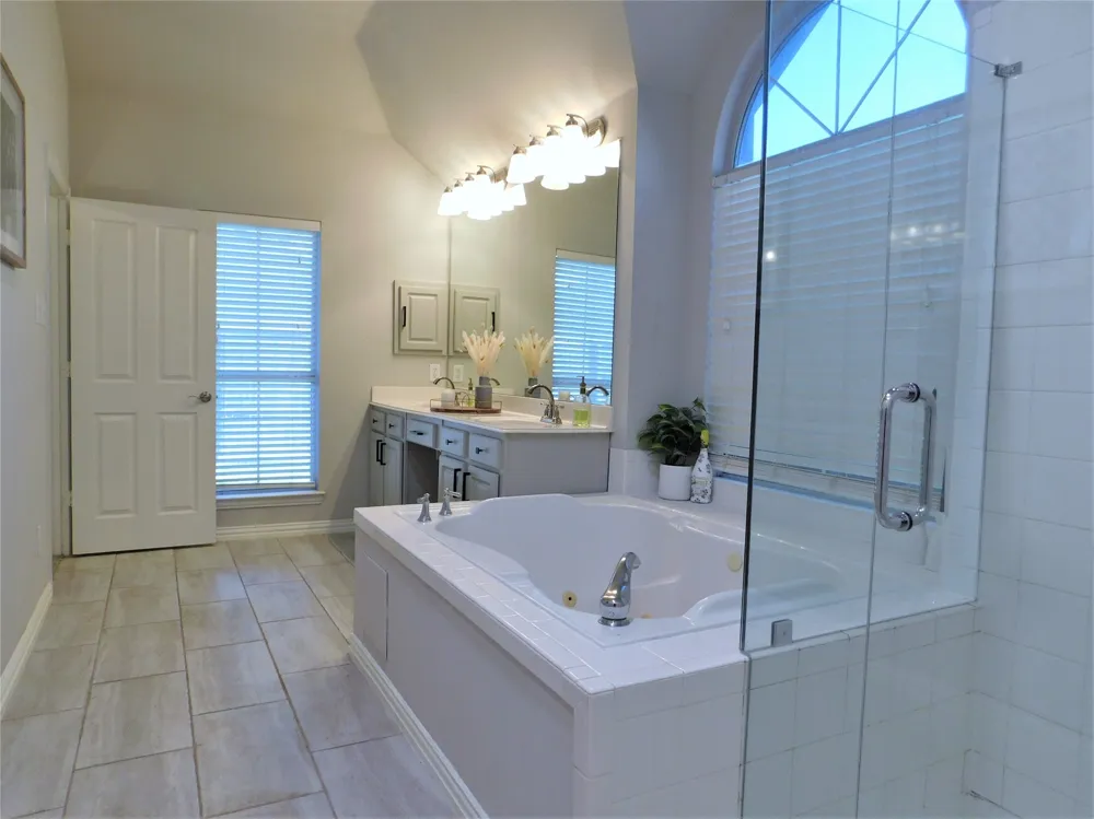 1119 Postwood Drive Corinth, TX 76210