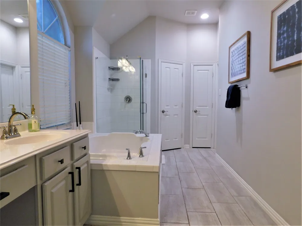1119 Postwood Drive Corinth, TX 76210
