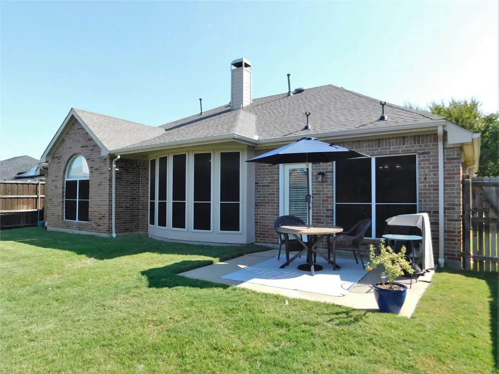 1119 Postwood Drive Corinth, TX 76210