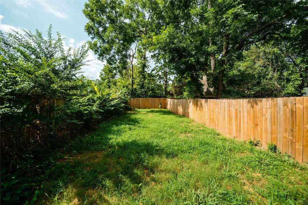 1016 W Ford Street Denison, TX 75020