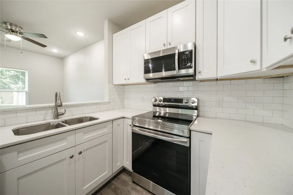 1016 W Ford Street Denison, TX 75020