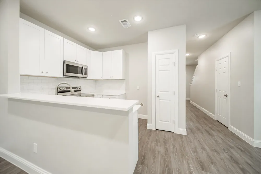 1016 W Ford Street Denison, TX 75020
