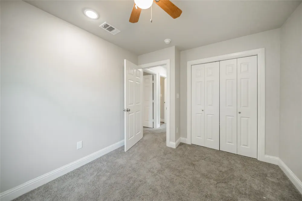 1016 W Ford Street Denison, TX 75020