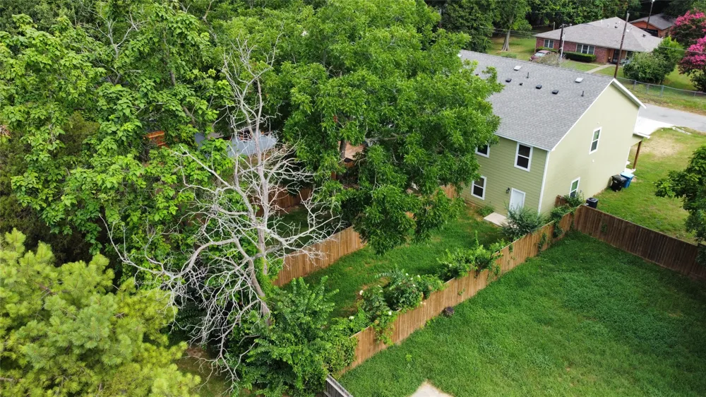 1016 W Ford Street Denison, TX 75020