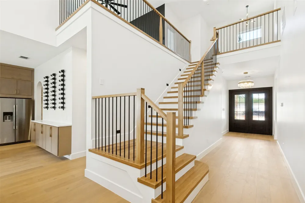 13723 Far Hills Lane Dallas, TX 75240