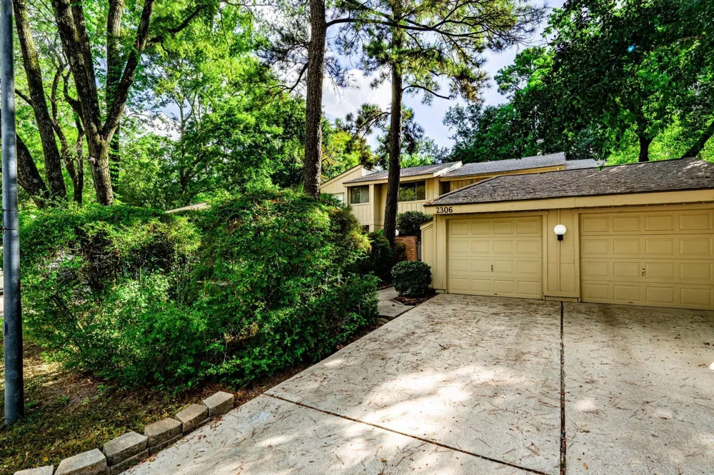 2306 W Settlers Way The Woodlands, TX 77380