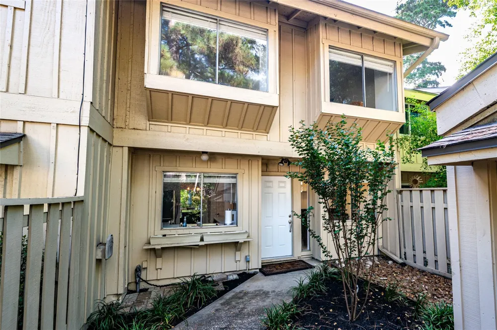 2306 W Settlers Way The Woodlands, TX 77380