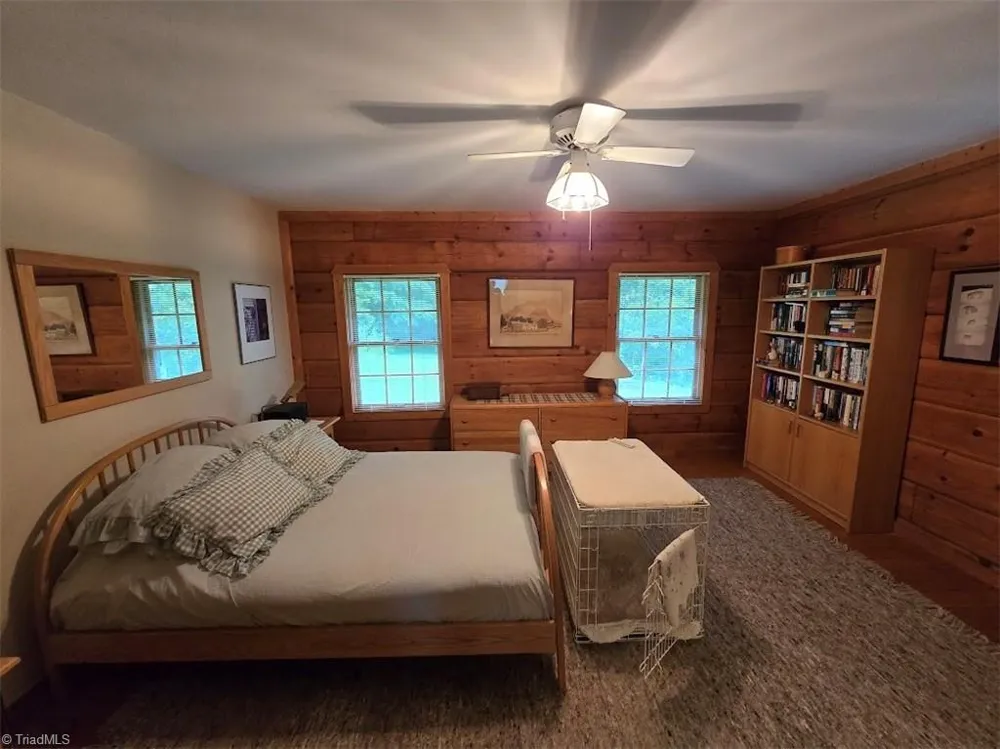 979 Wagon Road Warrensville, NC 28693