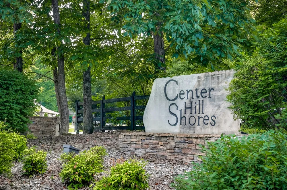 2343 Shoreside Dr Smithville, TN 37166
