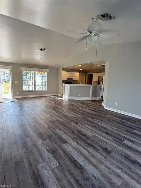 3122 12th Street SW Lehigh Acres, FL 33976