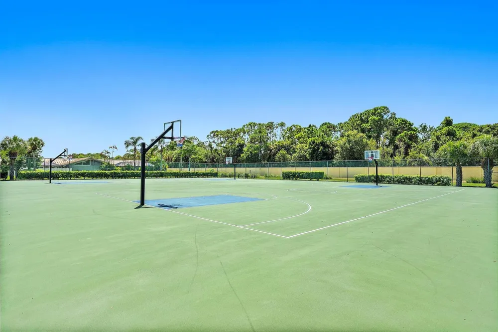 5590 Golden Eagle Circle Palm Beach Gardens, FL 33418