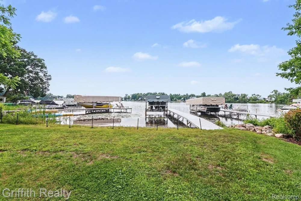 4550 Clifford Road Genoa Township, MI 48116