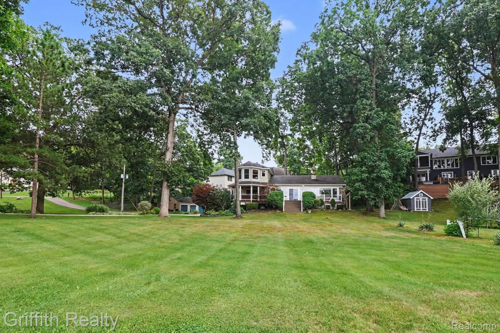 4550 Clifford Road Genoa Township, MI 48116