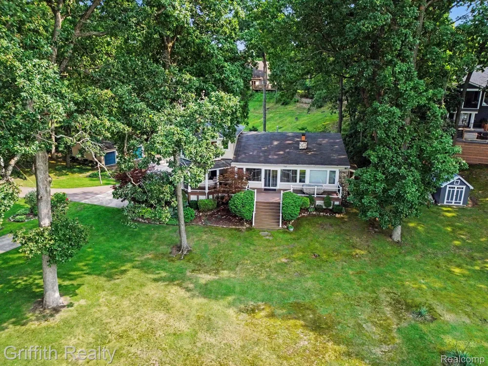 4550 Clifford Road Genoa Township, MI 48116