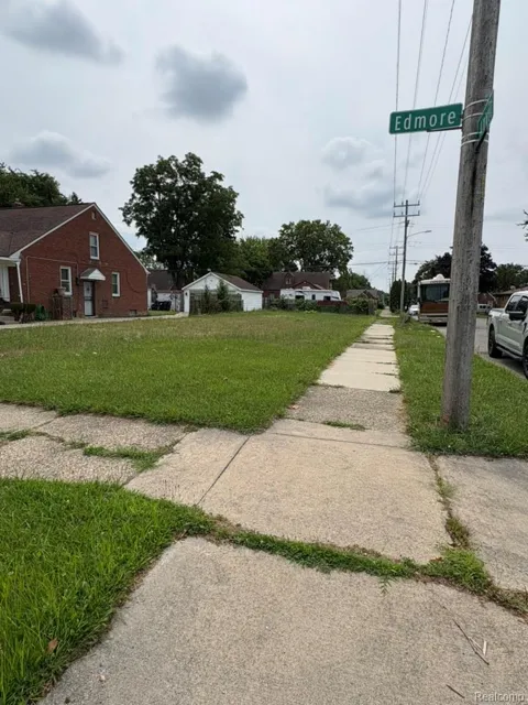 14100 Edmore Drive