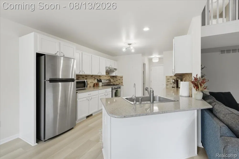 1393 Remsing Street Hartland Township, MI 48353