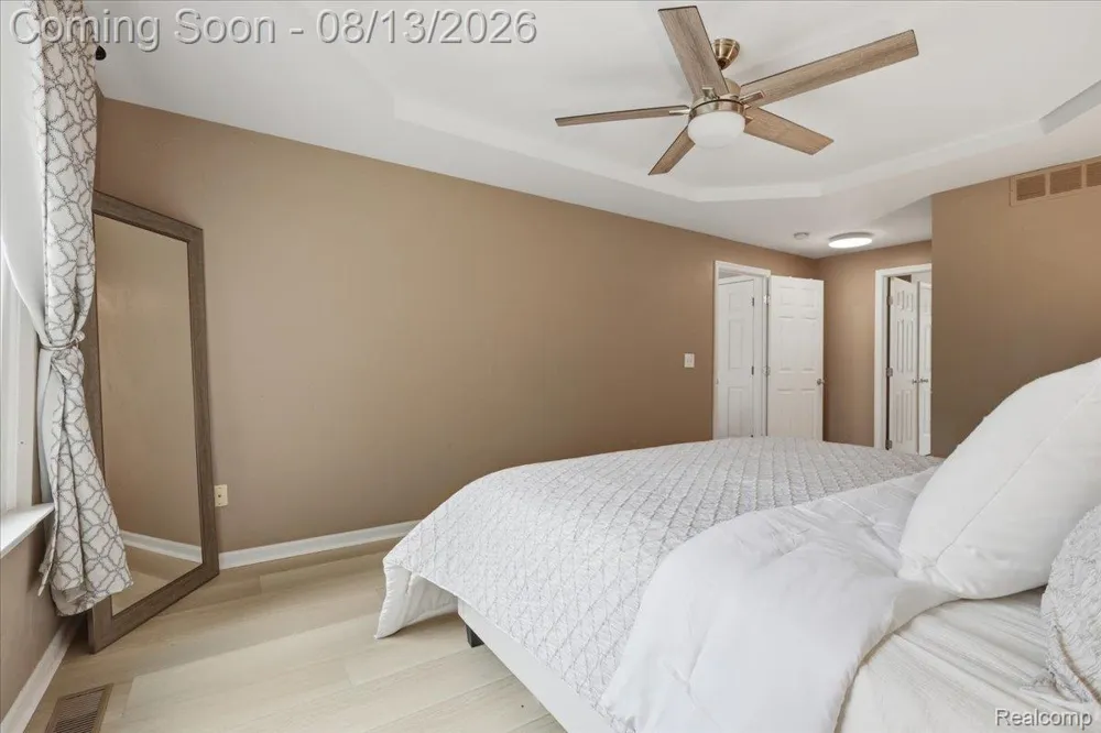 1393 Remsing Street Hartland Township, MI 48353