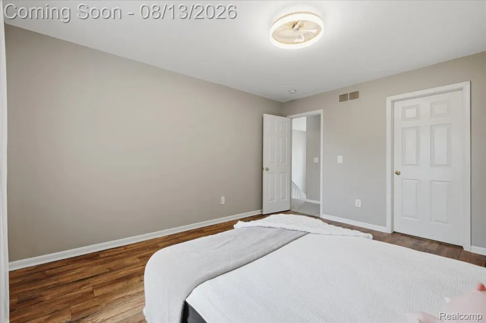 1393 Remsing Street Hartland Township, MI 48353