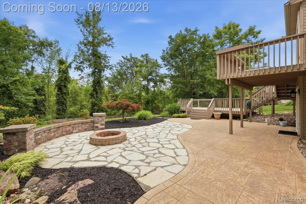 1393 Remsing Street Hartland Township, MI 48353