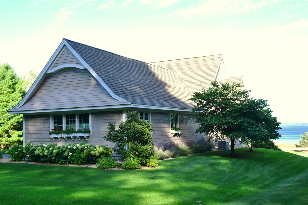 5554 S Spyglass Ridge Drive Bingham Township, MI 49682