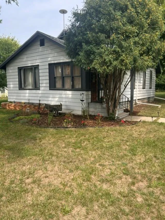 321 S State Street Alma City, MI 48801
