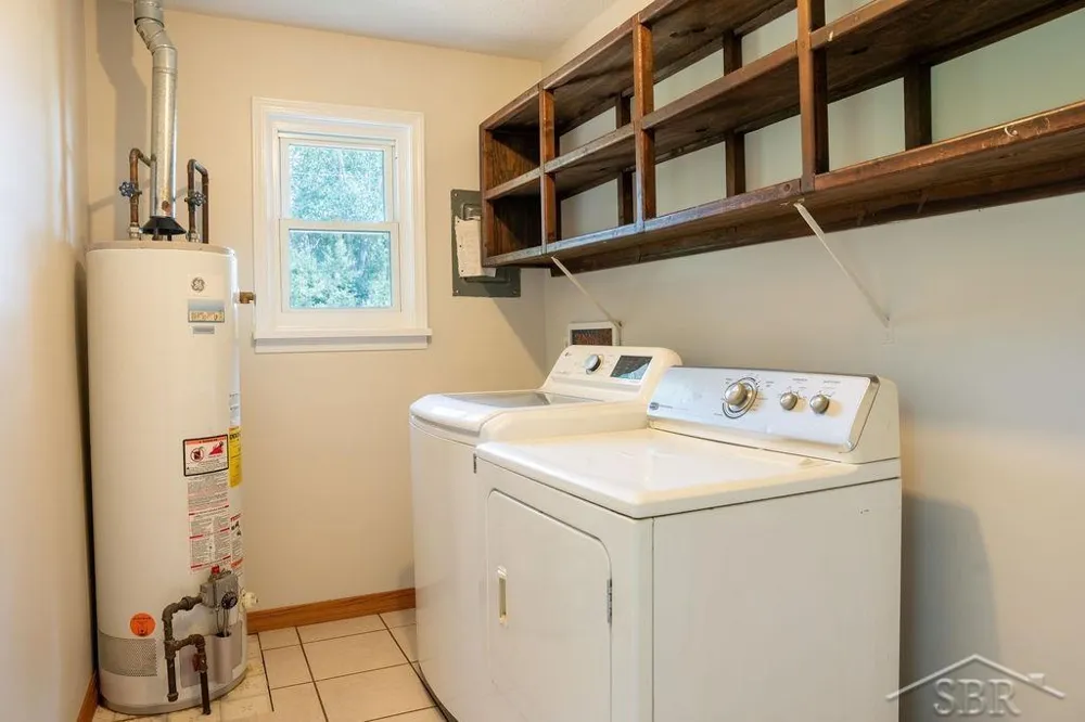 5959 Busch Road Taymouth Township, MI 48415