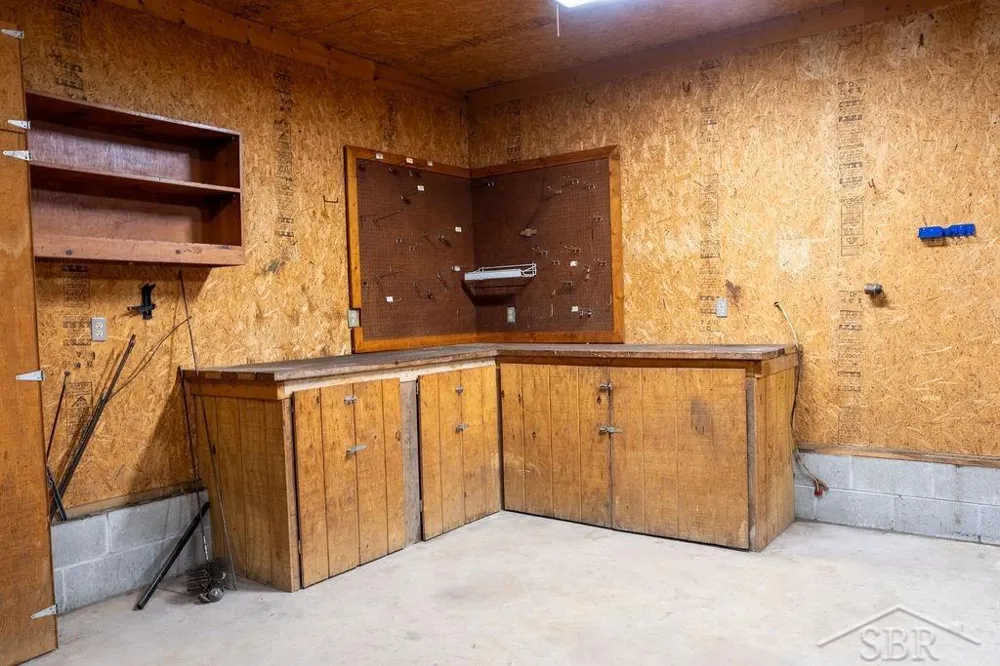 5959 Busch Road Taymouth Township, MI 48415