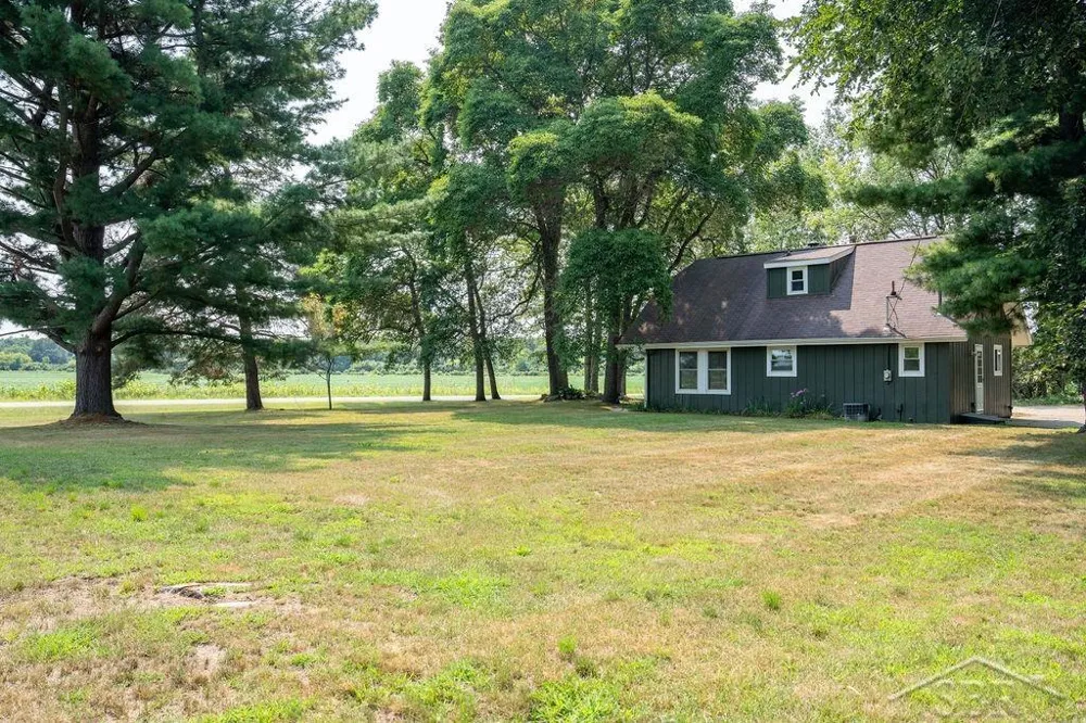 5959 Busch Road Taymouth Township, MI 48415