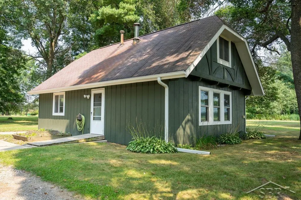5959 Busch Road Taymouth Township, MI 48415