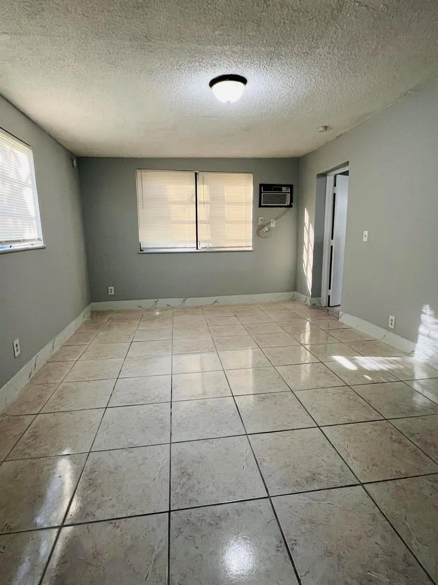 3630 SW 46TH AVENUE West Park, FL 33023