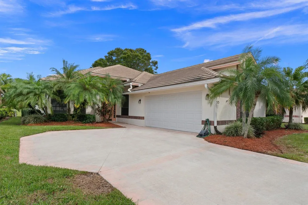 435 SW JEFFERSON CIRCLE Port St. Lucie, FL 34986